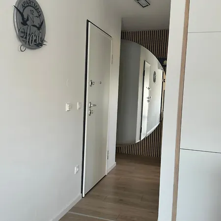 Lori * トロギール